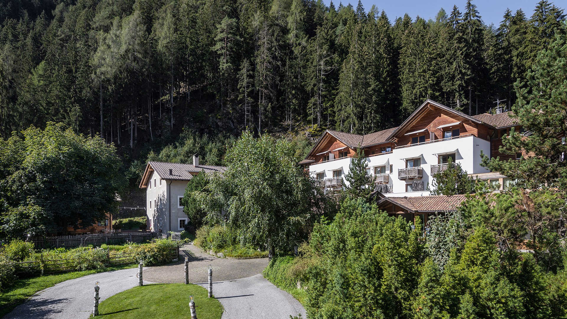 Hotel und Restaurant Bad Schörgau in Südtirol. | © Tiberio Sorvillo Hotel und Restaurant Bad Schörgau in Südtirol.